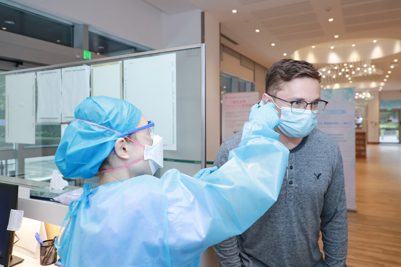 Jiahui International Hospital Mobilizes to Protect the CIIE