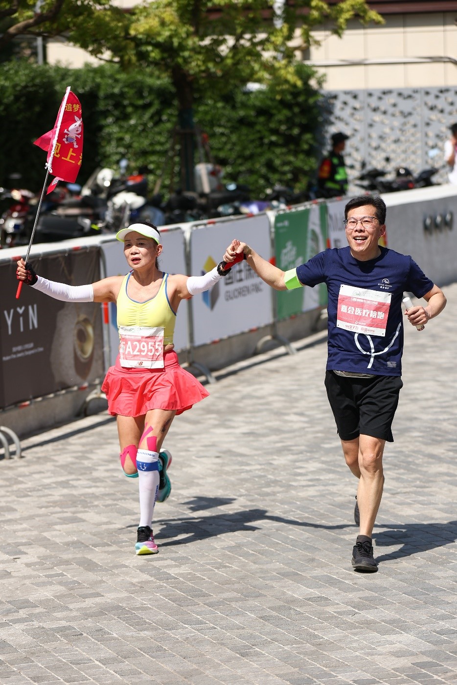 上海女子半马活力开跑,嘉会医疗助力全程“嘉”倍守护