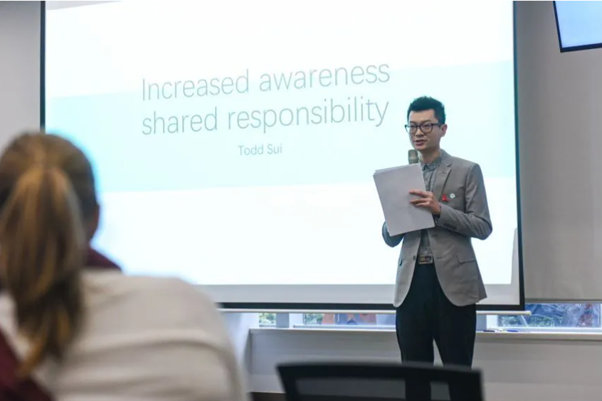 Jiahui Health Red Ribbon Event Commemorates World AIDS Day