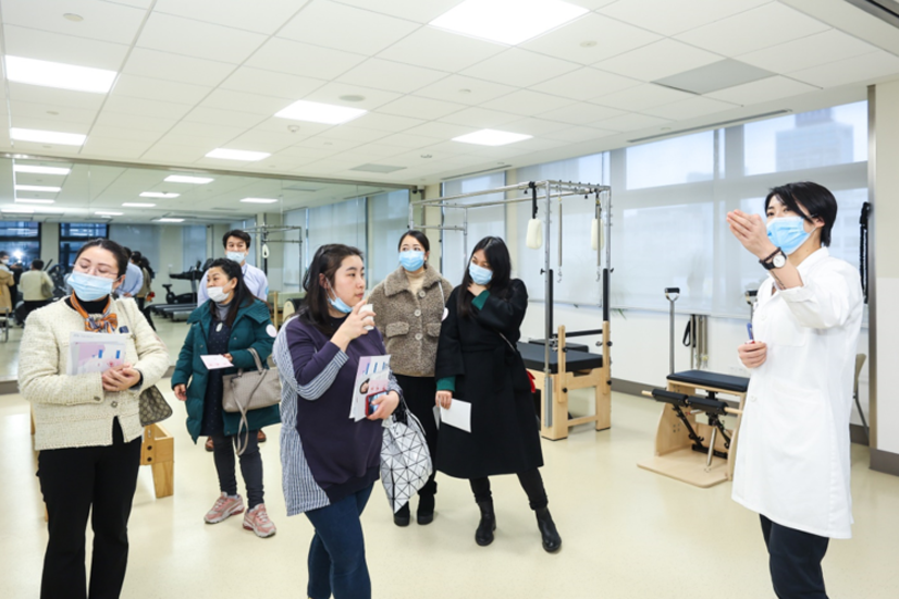 Jiahui Women's Day Event Welcomes Patients